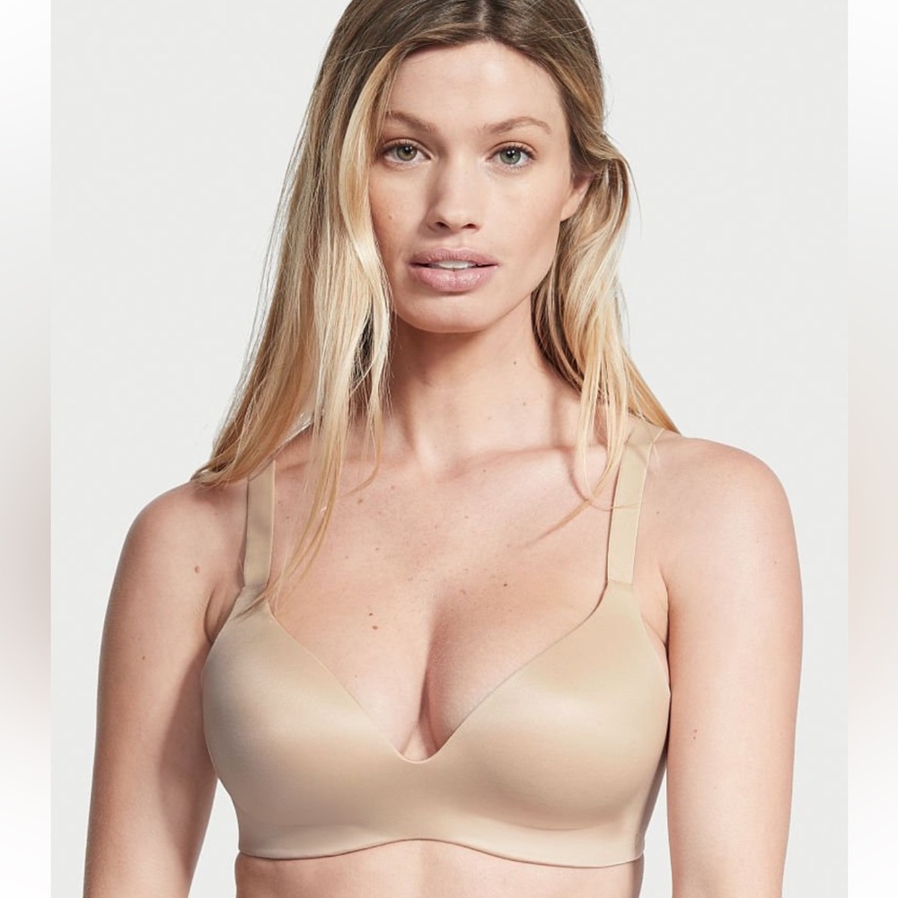 Victoria’s Secret Bare Infinity Flex Full Coverage Bra